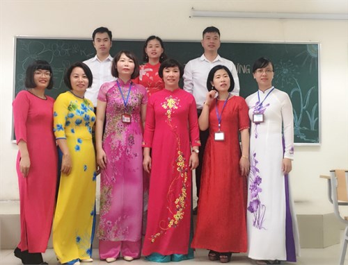 Trường THCS Đô Thị Việt Hưng thực hiện nghiêm túc công tác tuyển sinh trực tuyến lớp 6 năm học 2018- 2019